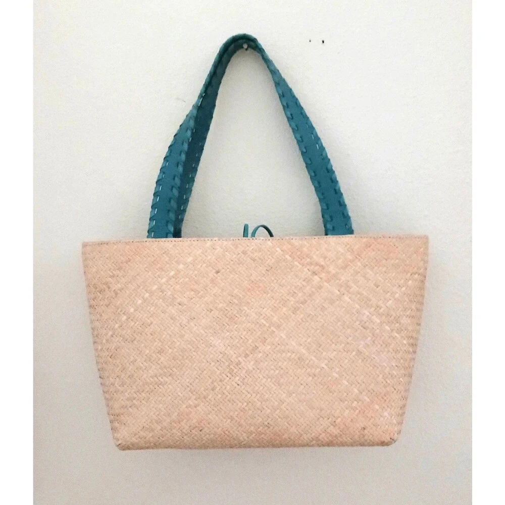 The Sak Rattan Shoulder Tote Turquoise Leather Straps Multi Stone Toggle Button